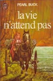 Couverture La vie n'attend pas